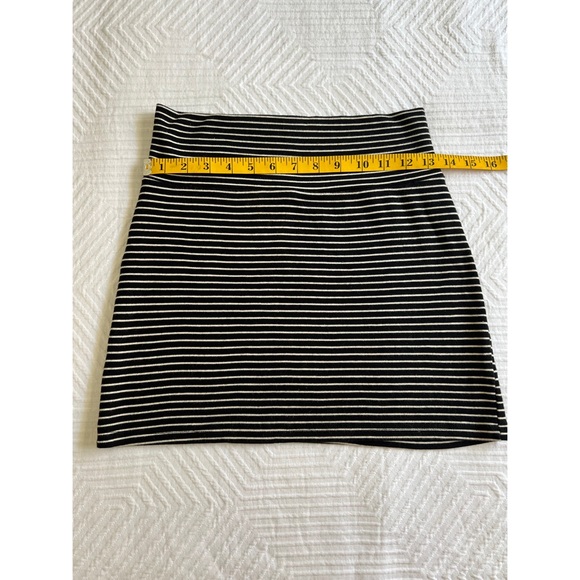 American Apparel Striped Stretch high waisted mini skirt - Picture 2 of 6